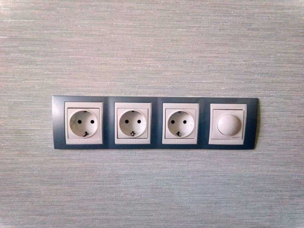 Установка розеток в Салехарде
